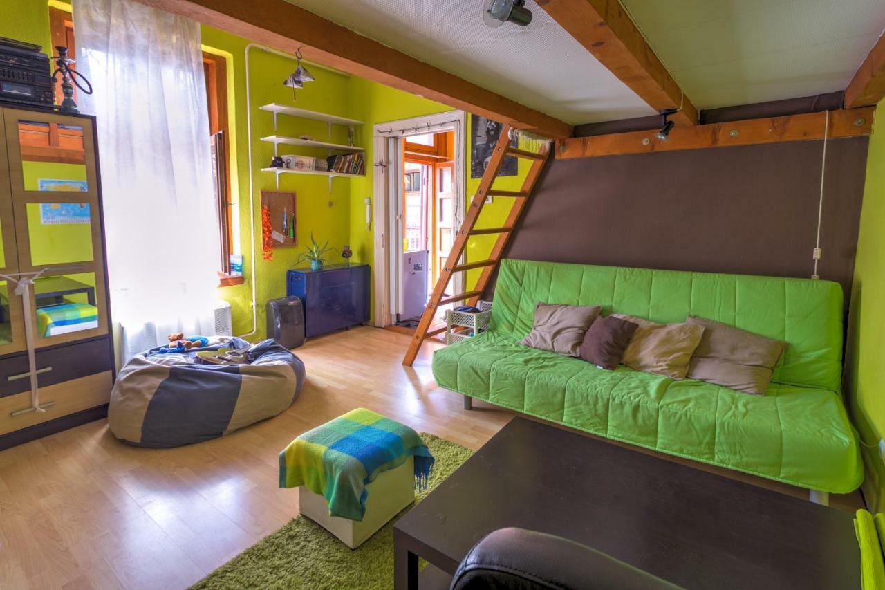 Green Apartment Budapest Exterior photo