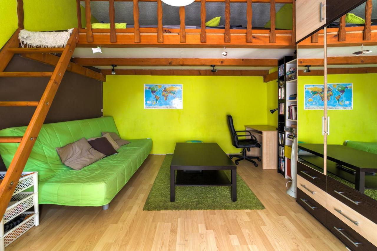 Green Apartment Budapest Exterior photo